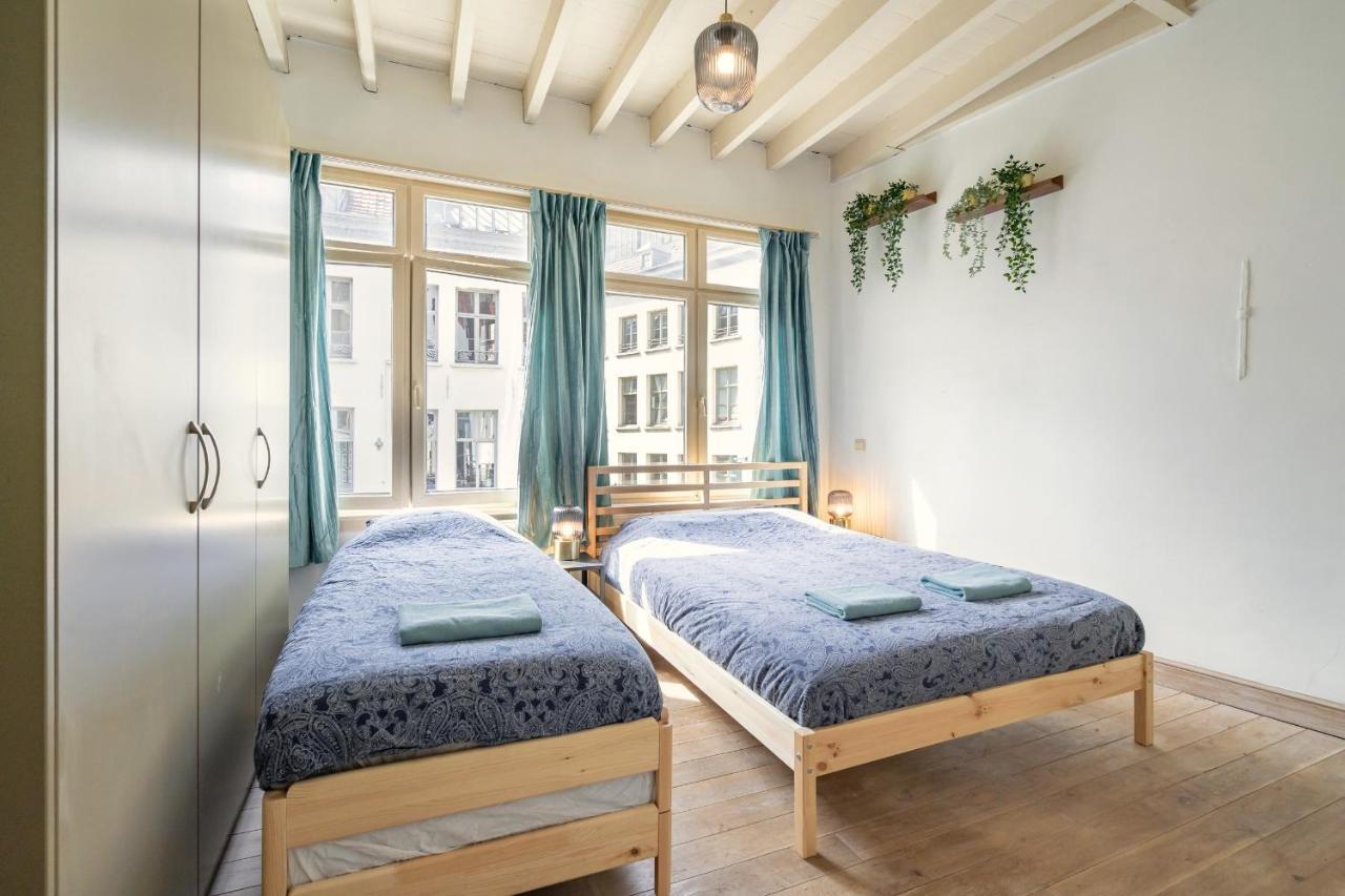 Апартаменты Tempel Triplex & Duplex At Historic Heart Of Антверпен Экстерьер фото