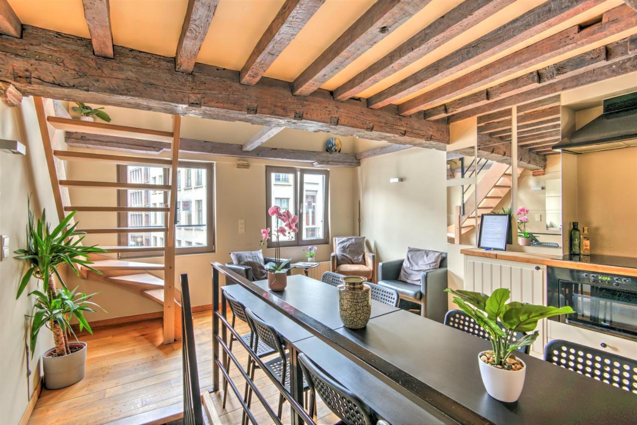 Апартаменты Tempel Triplex & Duplex At Historic Heart Of Антверпен Экстерьер фото